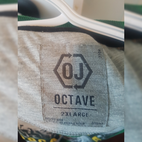 Full Sleeve T Shirt 2XL - Picture 2 of 2